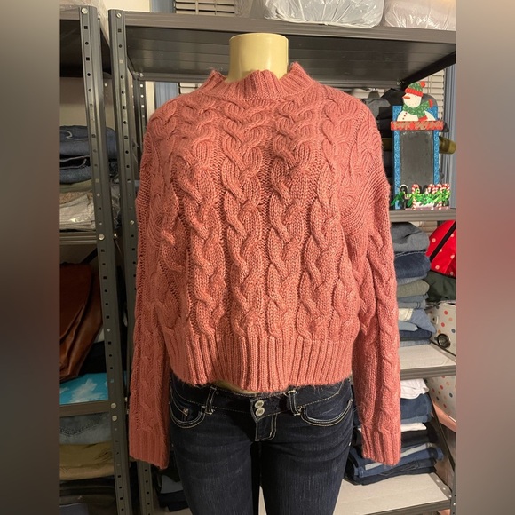 Sweater - Picture 1 of 3